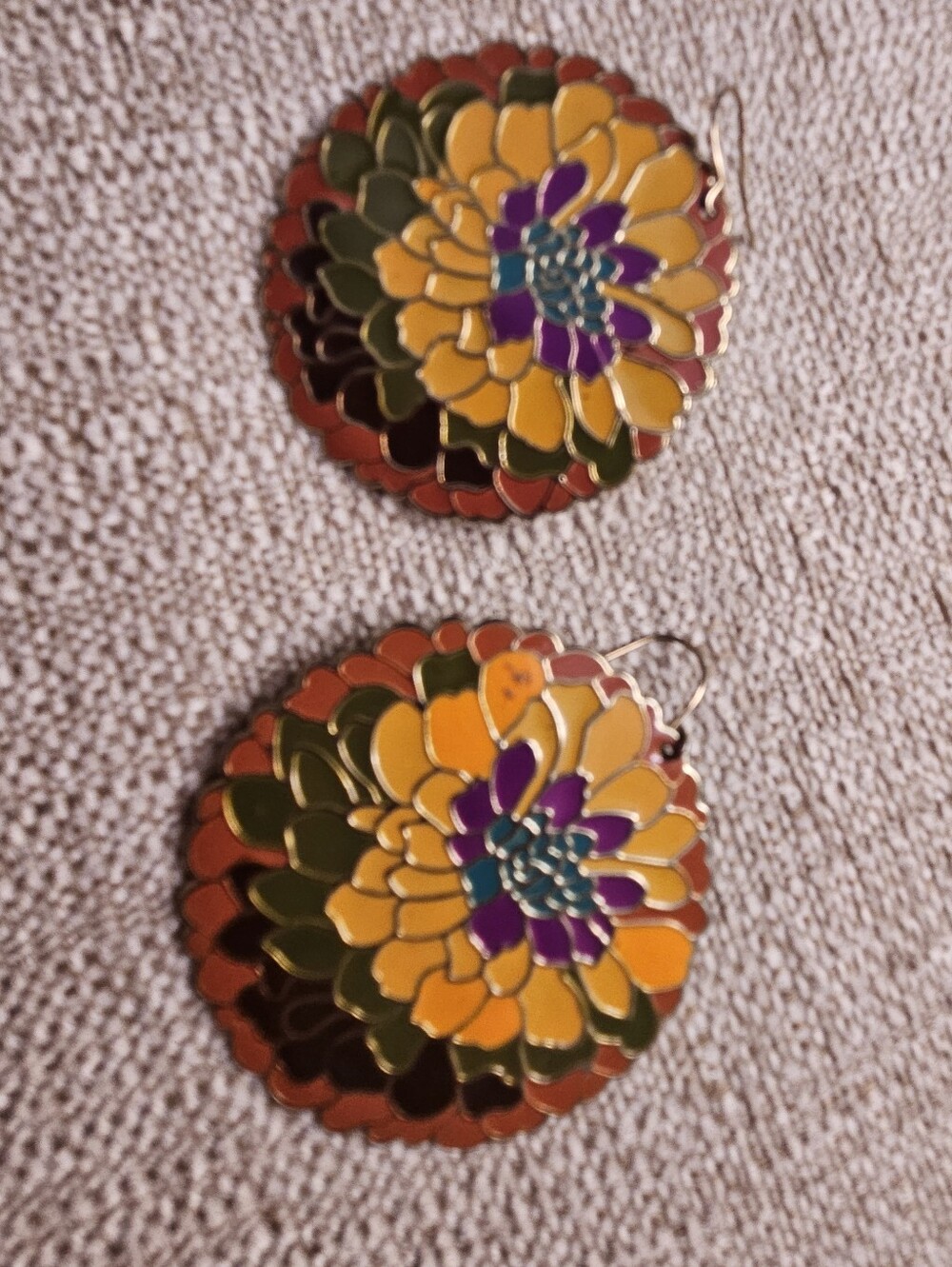 2" Metal Flower Earrings * Dahlia * Lightweight * Cloisonné style